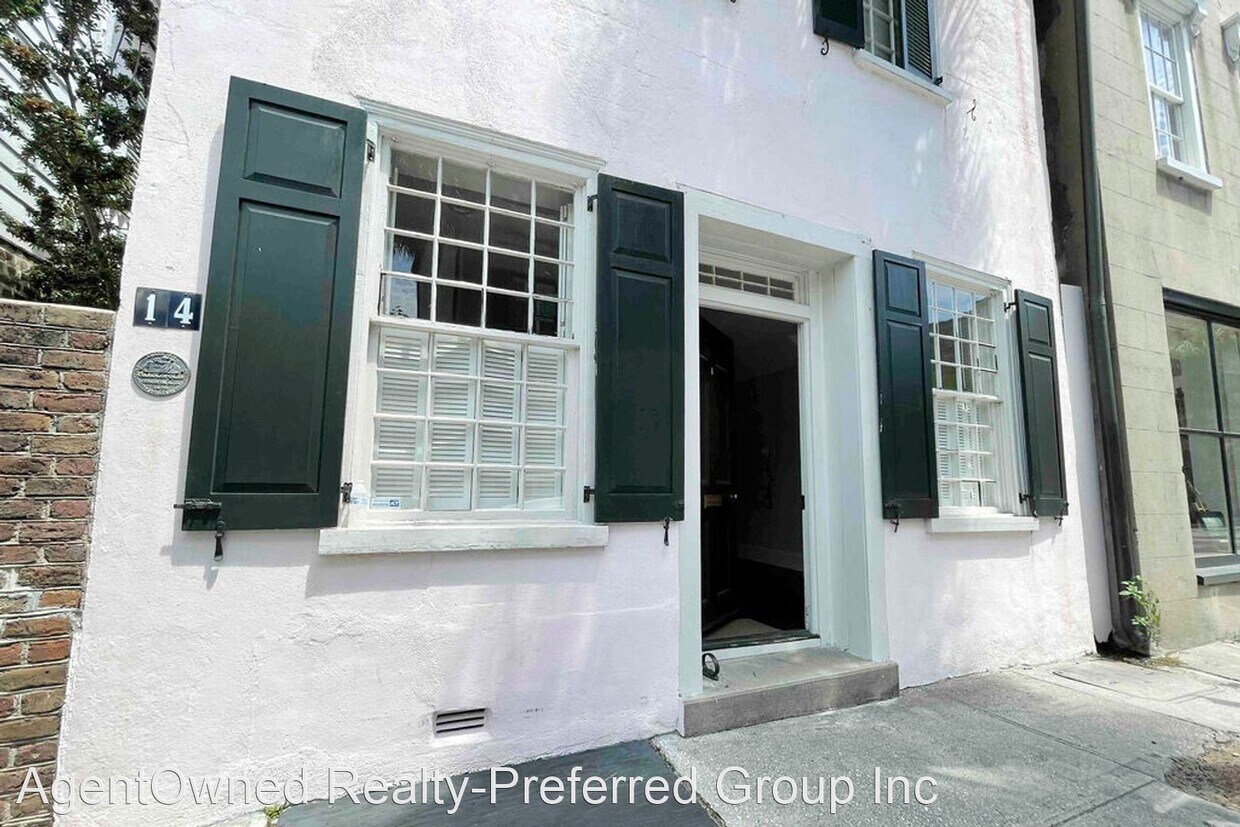 Primary Photo - 4 br, 2.5 bath House - 14 Queen Street