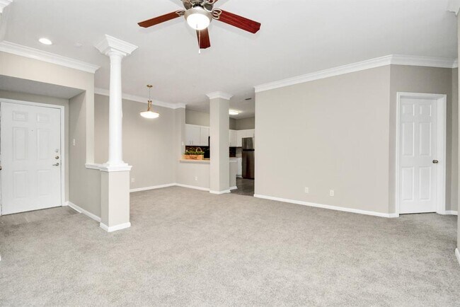Building Photo - 2222 Maroneal St