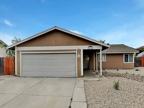 Building Photo - 4038 Hale St