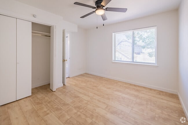 1 BR, 1BA - 600SF - Bedroom - Ten15 at Hurd