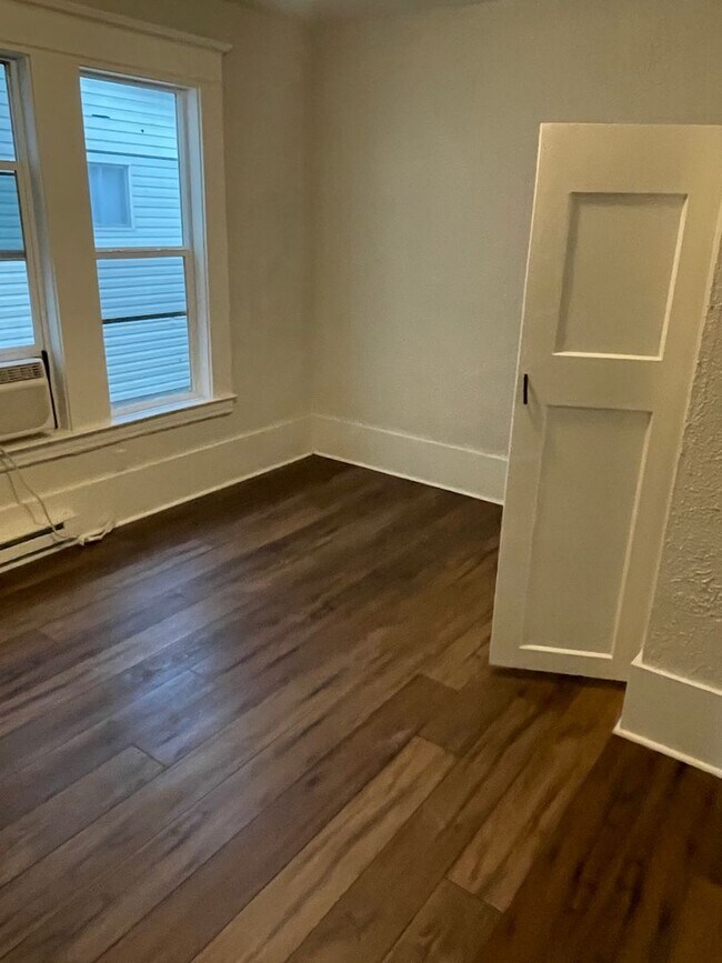 Foto del edificio - 820 7th St