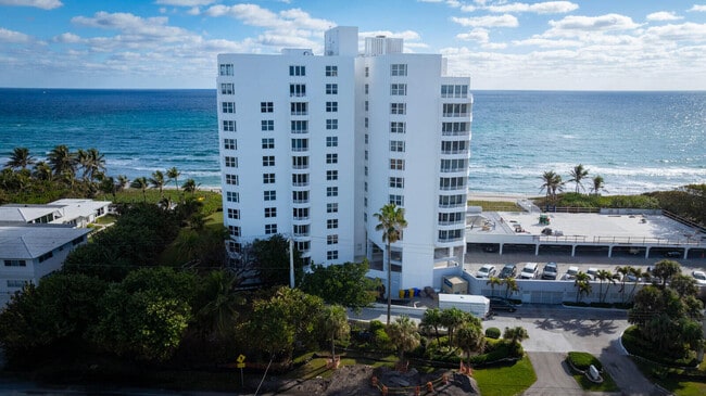 Building Photo - 3407 S Ocean Blvd