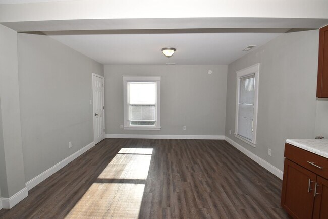 Foto del edificio - 111-113 S West St Mishawaka