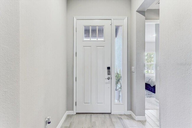 Building Photo - 33886 Landsman Lp