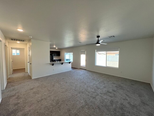 Foto del edificio - BRAND NEW 3 BEDROOM HOME!