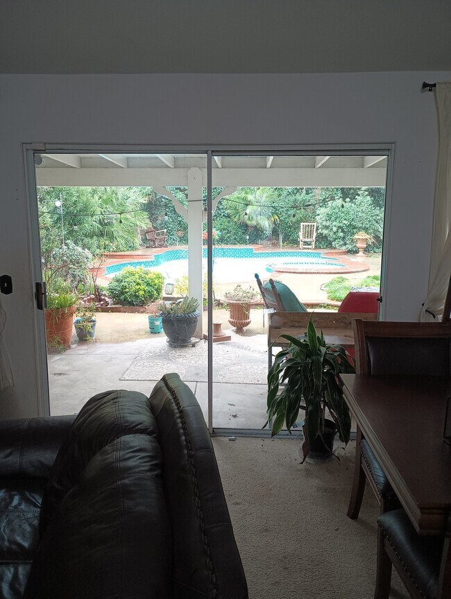 Foto del edificio - 5852 Almond Valley Way