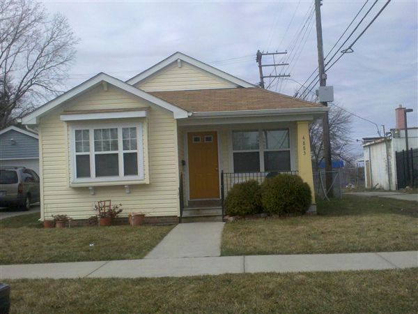 Building Photo - 2900 E Vernor Hwy