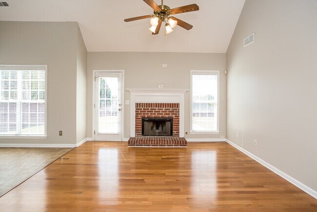Building Photo - 479 Haven Ridge Dr