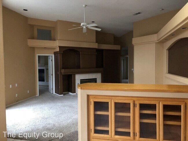 Foto del edificio - 4 br, 2 bath House - 1536 East Parkview Ave