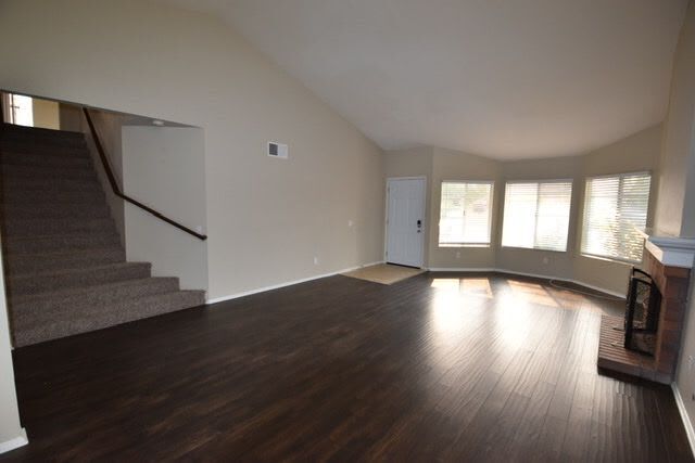 Building Photo - 20309 Ermine St