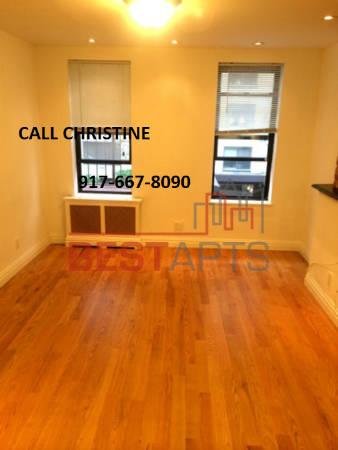 Primary Photo - 336 E 73rd St
