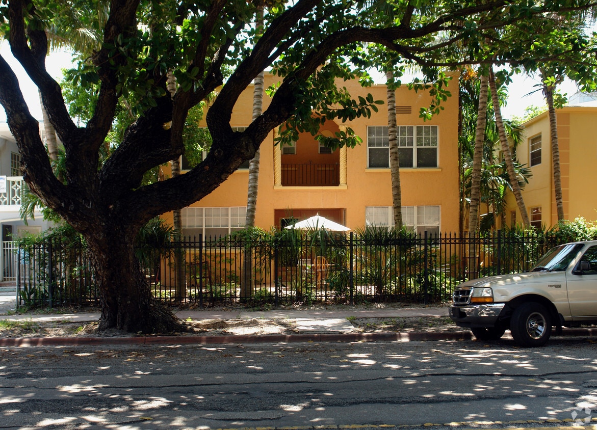 Building Photo - 745 Meridian Ave
