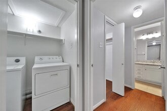 Building Photo - 3500 Tangle Brush Dr