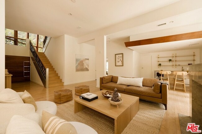 Building Photo - 3600 Mandeville Canyon Rd