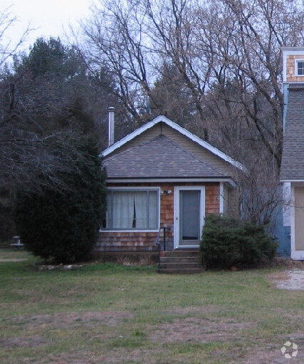 Building Photo - N555 County Road H