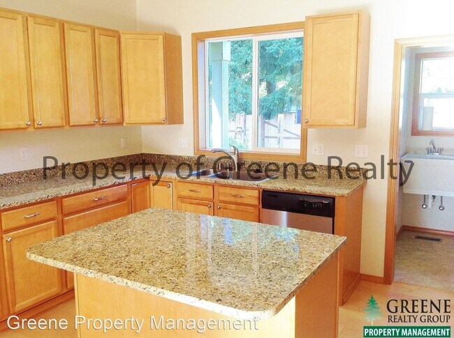 Building Photo - 3 br, 2 bath House - 412 Cushing St. NW