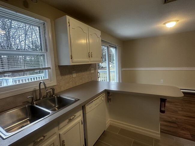 Building Photo - 58 Massachusetts Dr