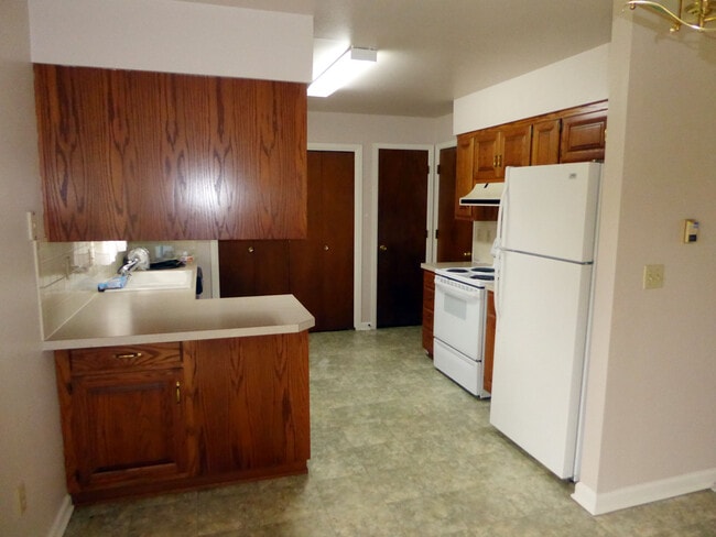Building Photo - 808 Horizon Ave
