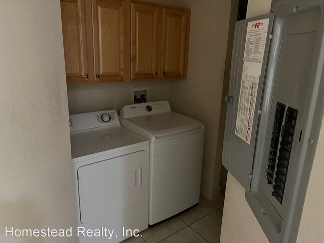 3 br, 2 bath House - 2351 Painter Ln. photo'