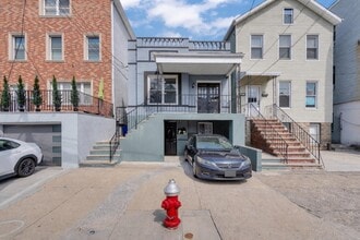 Building Photo - 42 GREENVILLE Ave