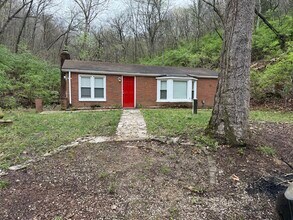 Building Photo - 116 Eureka Gdns