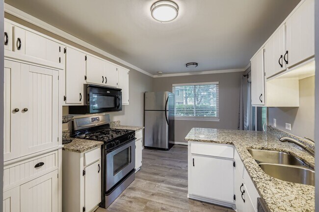 Foto del edificio - 275 Stonehill Ln