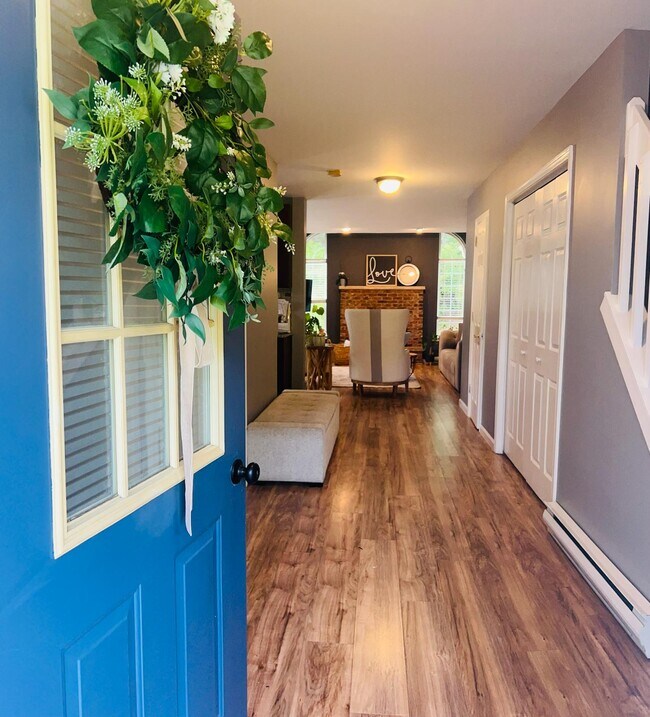 Foto del edificio - 611 Country Acres Ct
