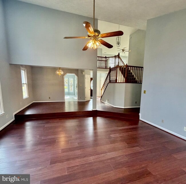 Foto del edificio - 4209 Oakhill Rd