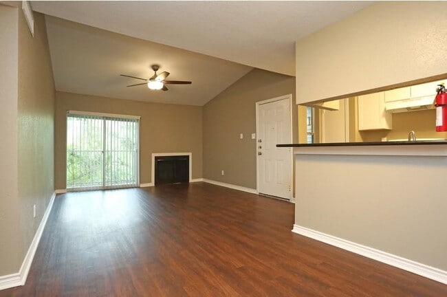 Photo - 10401 Old Bammel N Houston Rd Apartment