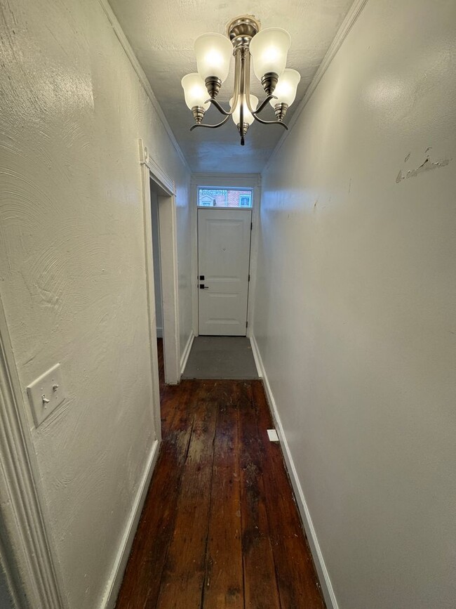 Foto del edificio - Lovely 4 Bedroom Home in Downtown Lancaster!