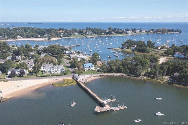 Building Photo - 7 Baywater Dr