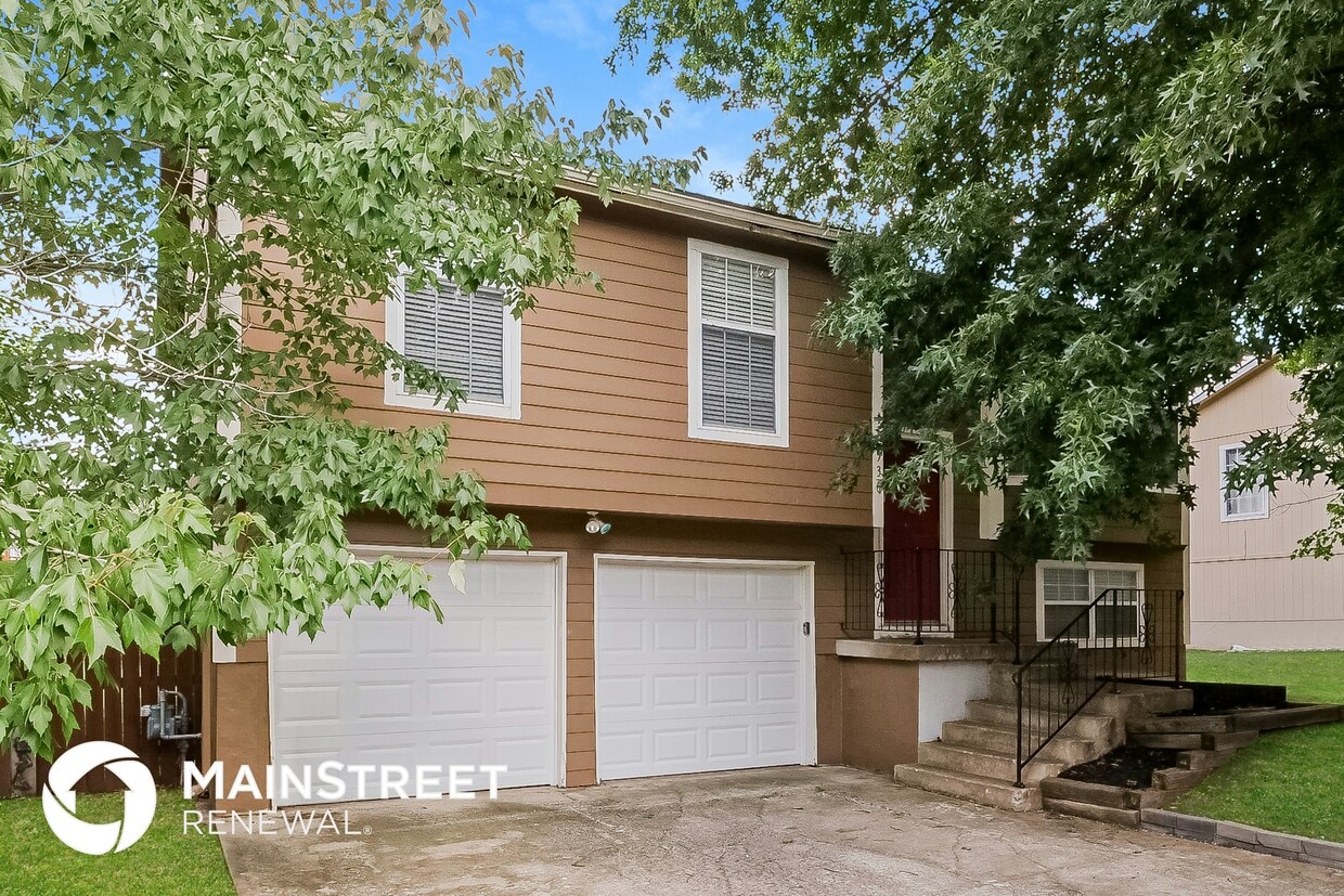 Primary Photo - 536 N Cedar St