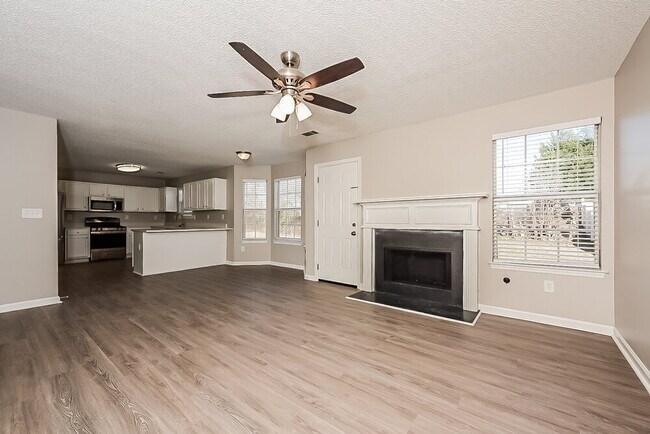 Building Photo - 1668 Deer Crossing Cir