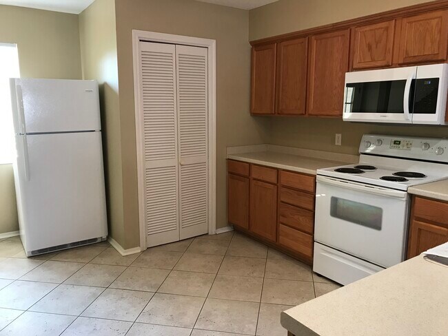 Building Photo - 1820 Shay Lin Ct