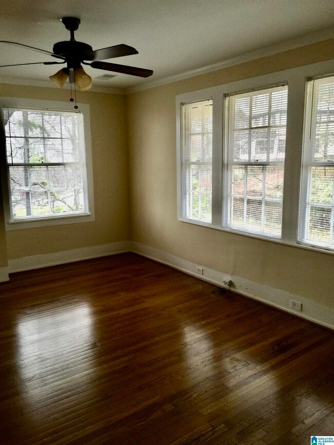 Building Photo - 1412 Smolian Pl