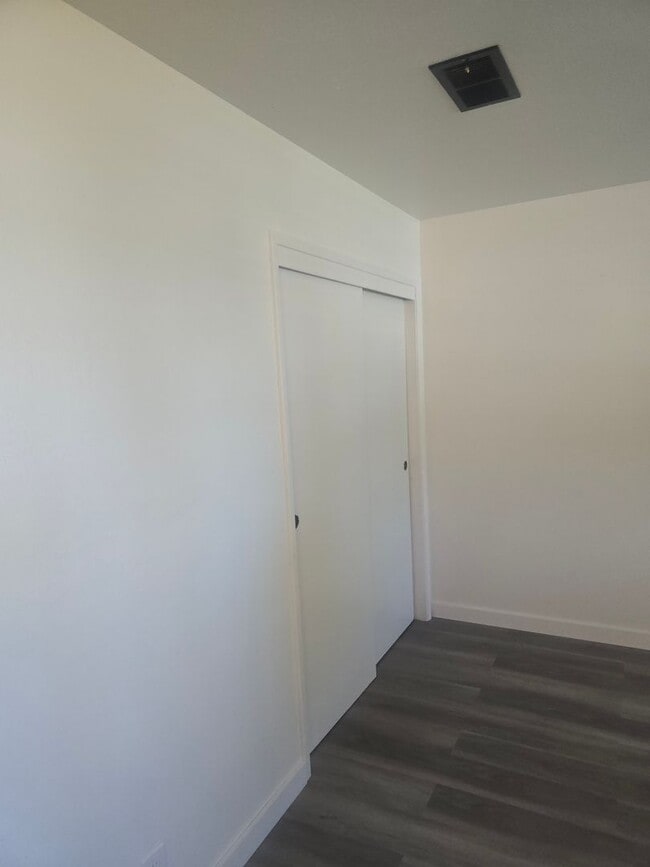 Building Photo - New On The Market