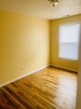 Building Photo - 50 Nancy St