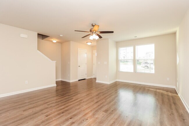 Foto del edificio - 1408 Christina Hayes Ln
