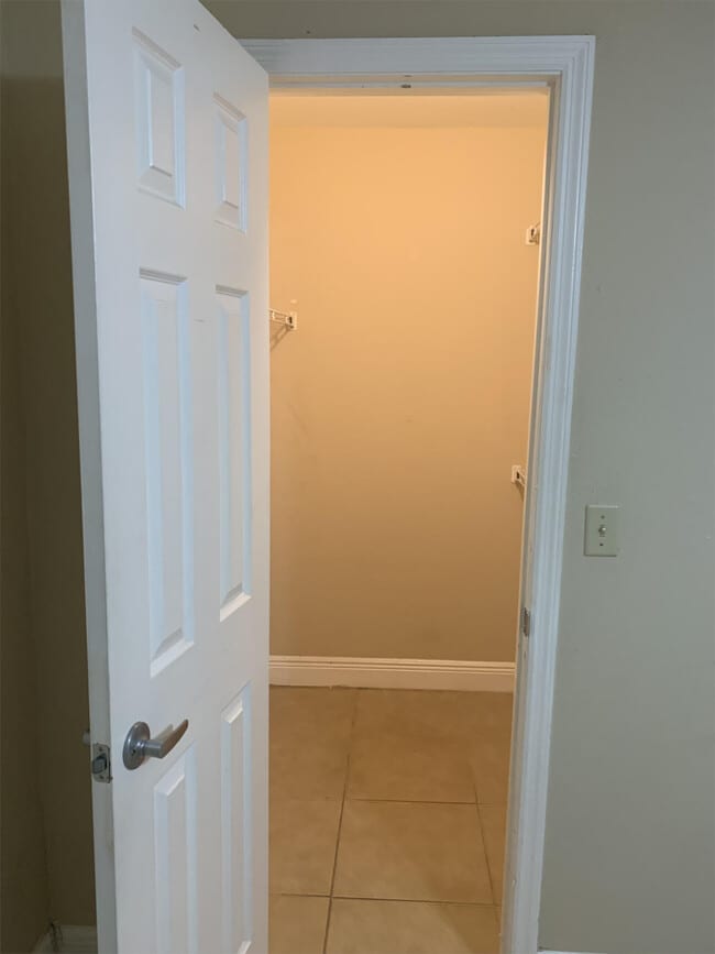 Photo - 3370 Pinewalk Dr N House