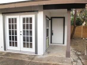 Building Photo - 2717 Parker Ln