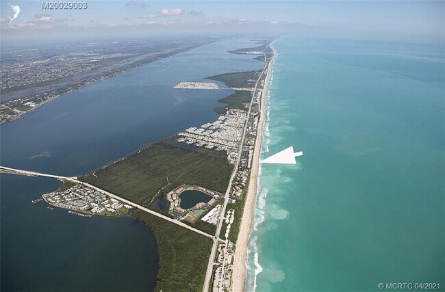 Building Photo - 10680 S Ocean Dr