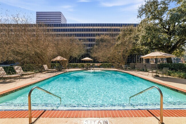 Foto del edificio - 5050 Ambassador Way