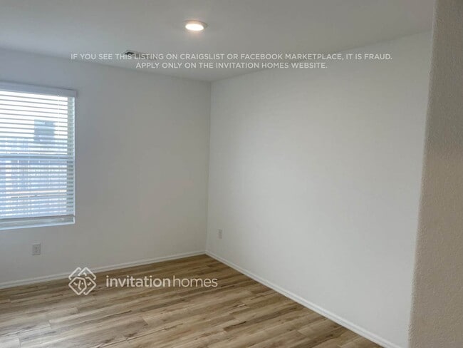 Foto del edificio - 22260 Stoney Ravine Dr