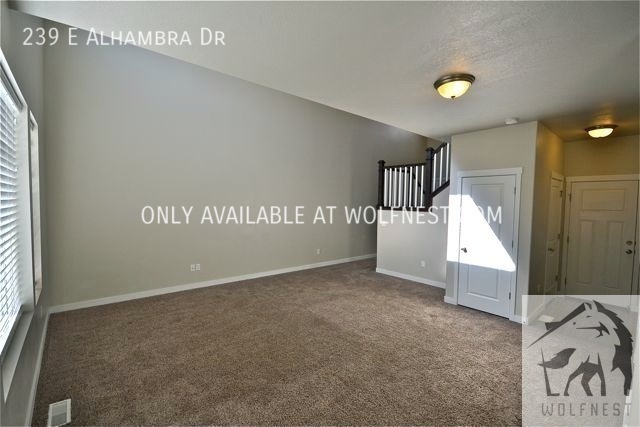 Foto del edificio - Beautiful 3 Bed Saratoga Springs Townhome!...