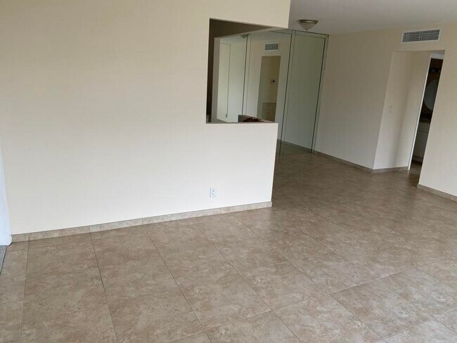 Foto del edificio - 200 Main Blvd