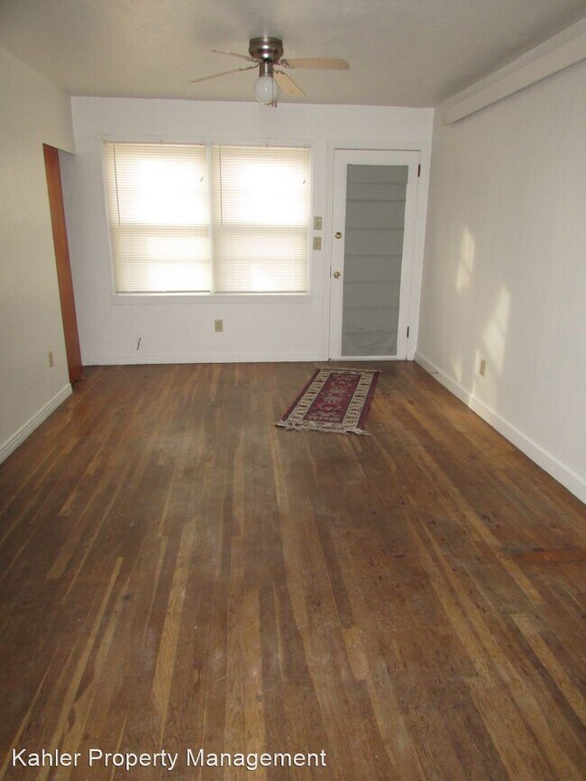 Building Photo - 2 br, 1 bath House - 3013 W Omaha - r3013