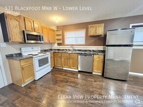 Building Photo - 531 Blackfoot Manor W