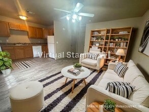 Building Photo - 2807 Mable Dr