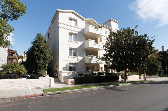 Foto del edificio - 1726 S Bentley Ave