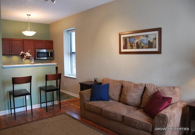 Foto principal - 4337-4339 Swan Ave